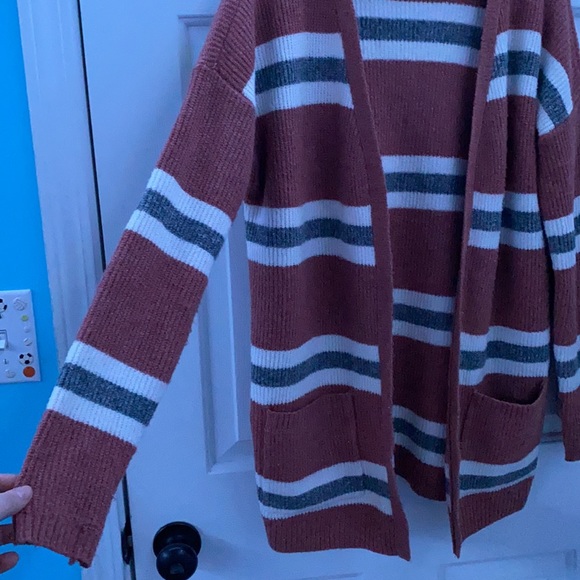 Cardigan - Picture 3 of 3